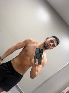 Chico busca chica en Valencia: 