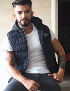 650711434: Chico busca chica en Badajoz