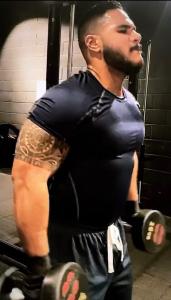 Chico busca chica en Barcelona: 