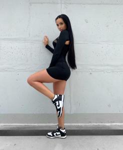 684719637: Chica busca chico en La Coruña