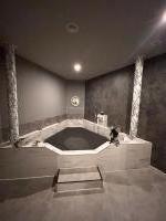 623932993: Chica busca chico en La Coruña