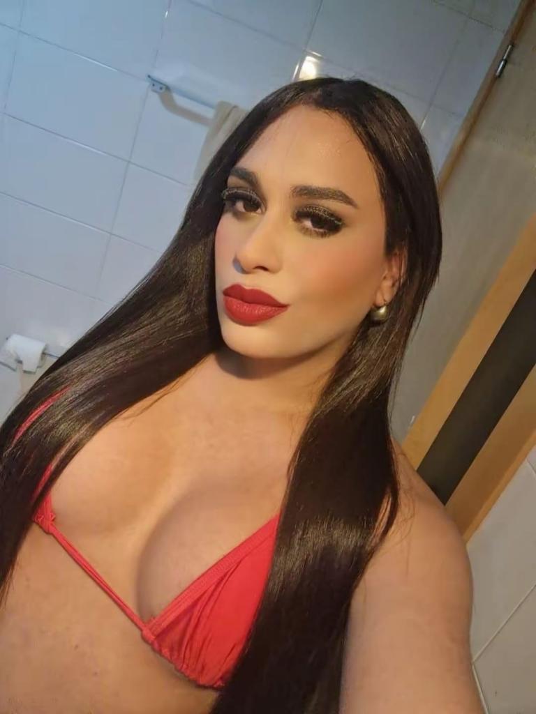 611275347: Travesti en La Rioja