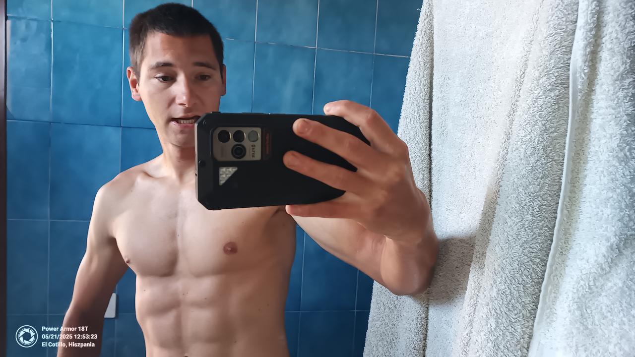 Chico busca chica en Las Palmas: 