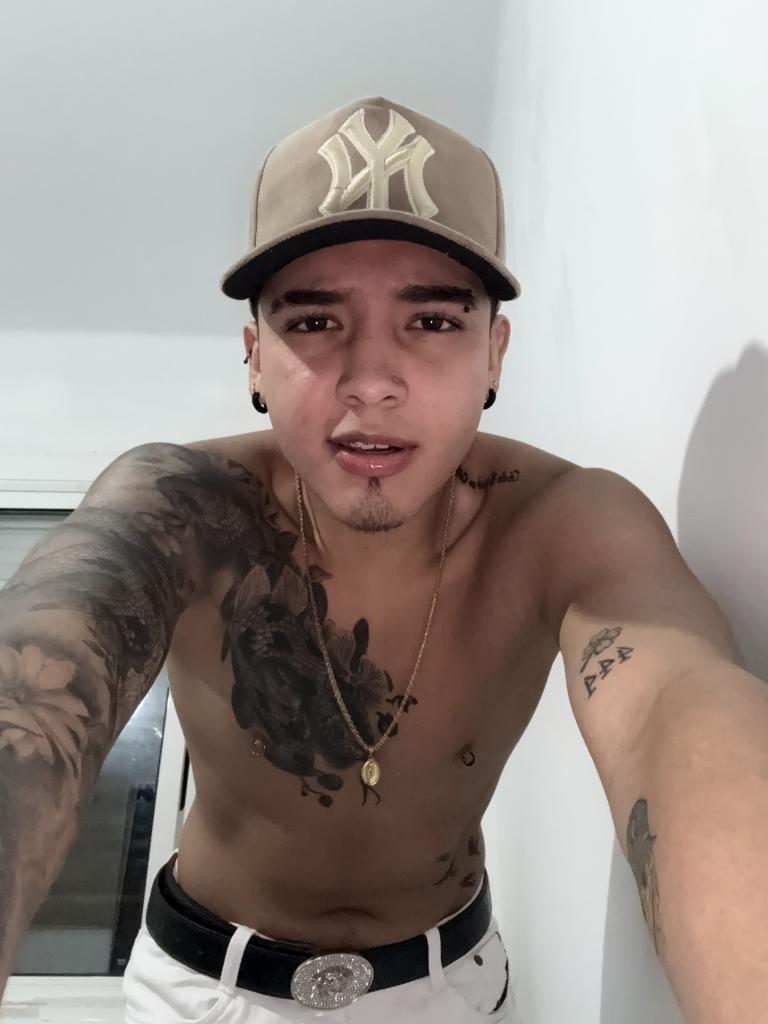 643701664: Chico busca chica en Barcelona