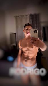 653751625: Chico busca chica en Valladolid