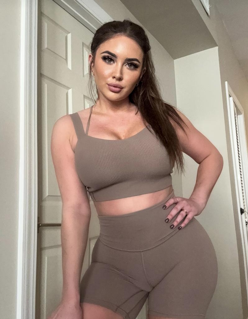 611355983: Chica busca chico en Madrid