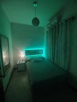 601514271: Chica busca chico en Barcelona