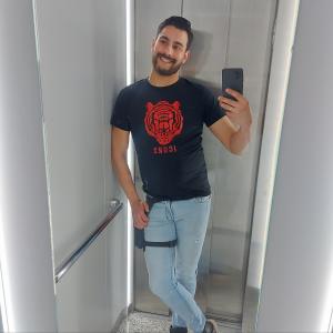 Chico busca chica en Barcelona: 