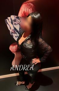 643958019: Chica busca chico en León