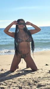 668573310: Chica busca chico en Barcelona