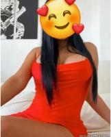 614077693: Chica busca chico en La Coruña