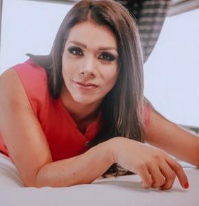 654537188: Transexual en Cantabria