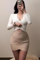 667372209: Chica busca chico en Barcelona