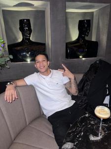 Chico busca chica en Madrid: 