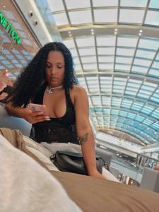 Chica busca chico en Granada: 