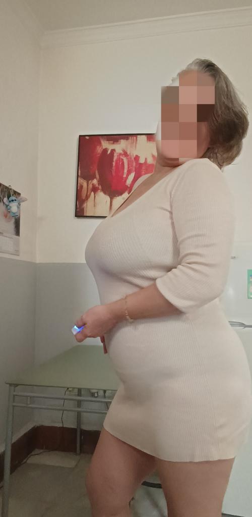 Chica busca chico en Cádiz: 