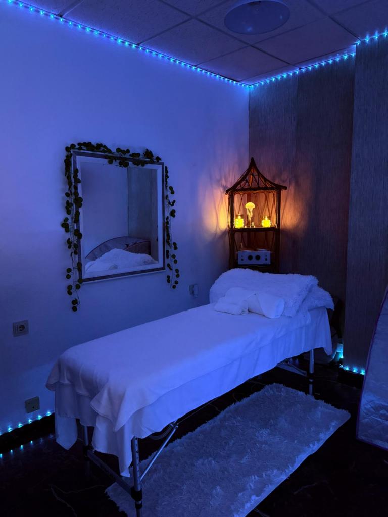 Chica busca chico en Granada: 