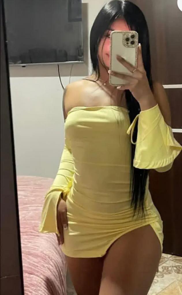 Chica busca chico en Málaga: Chica busca chico
