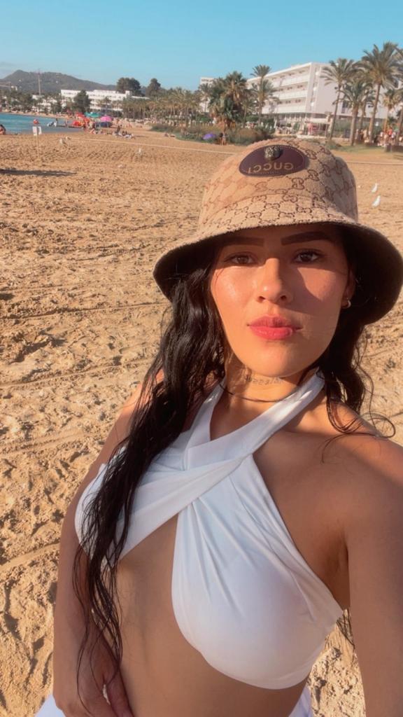 Chica busca chico en Sevilla: Chica busca chico