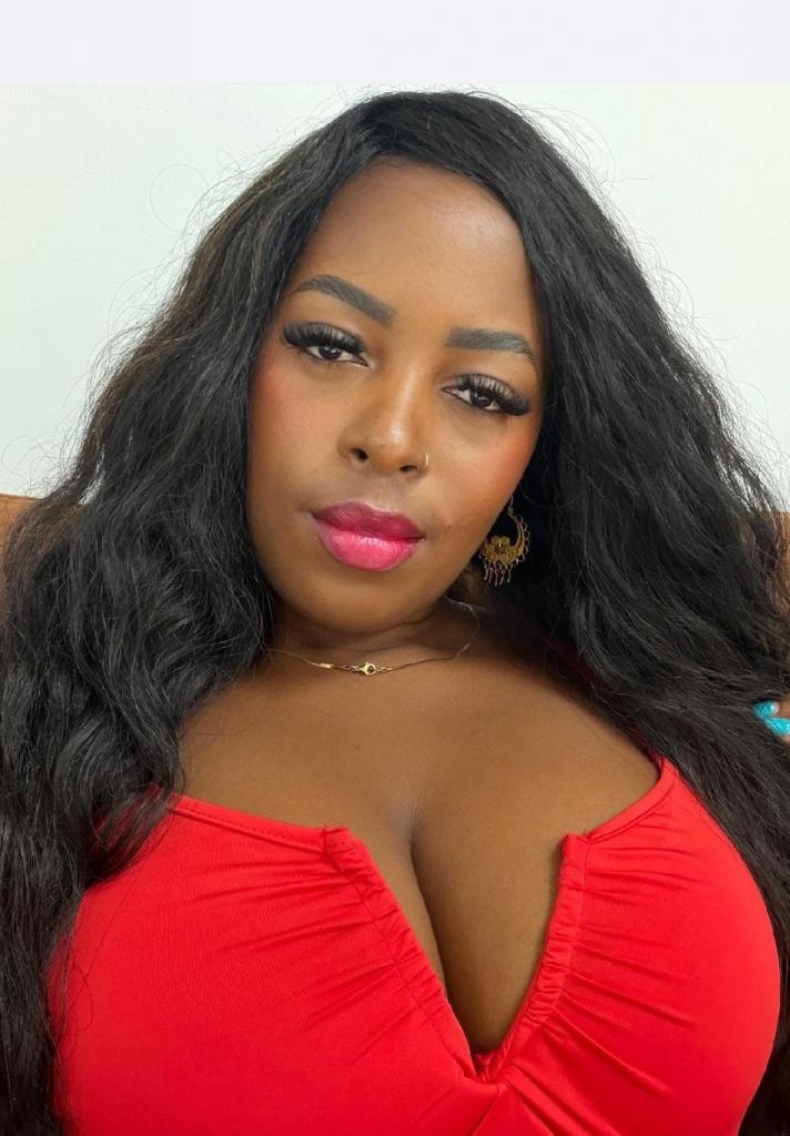 Chica busca chico en Tenerife: 