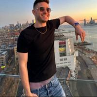 641885142: Chico busca chica en Melilla