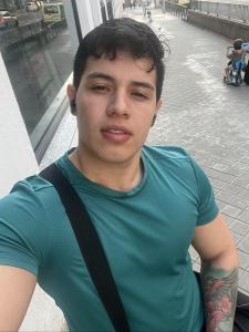 Chico busca chica en Málaga: 