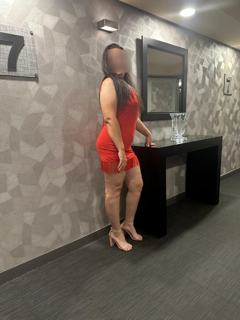 613946314: Chica busca chico en Madrid