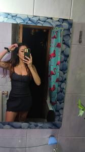 643701544: Chica busca chico en Madrid