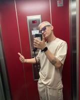 654863300: Chico busca chica en Valencia