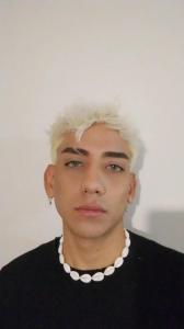 664456277: Chico busca chica en Madrid