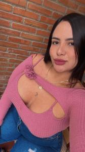 664489169: Chica busca chico en Ceuta