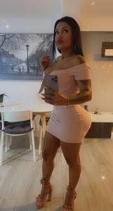 Chica busca chico en Huelva: 