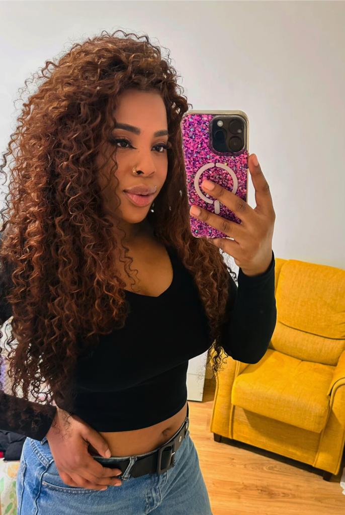 Chica busca chico en La Coruña: 