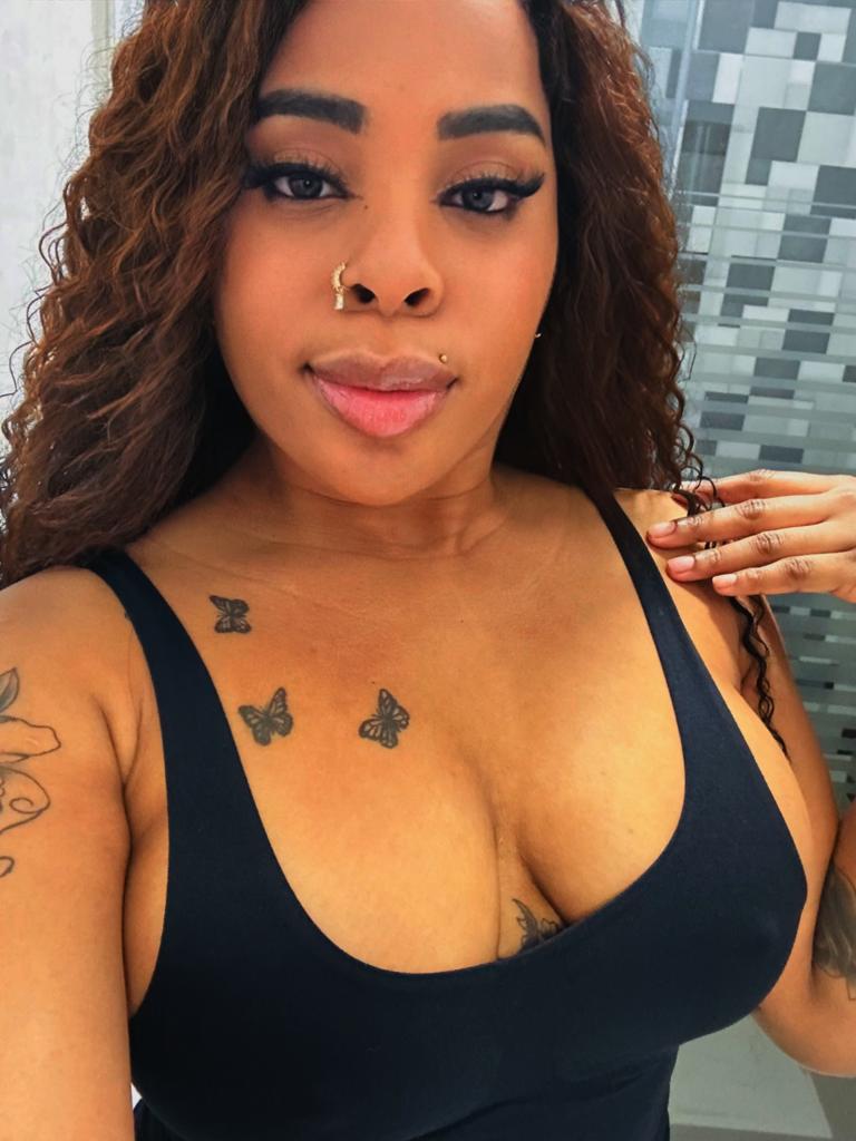 Chica busca chico en La Coruña: 