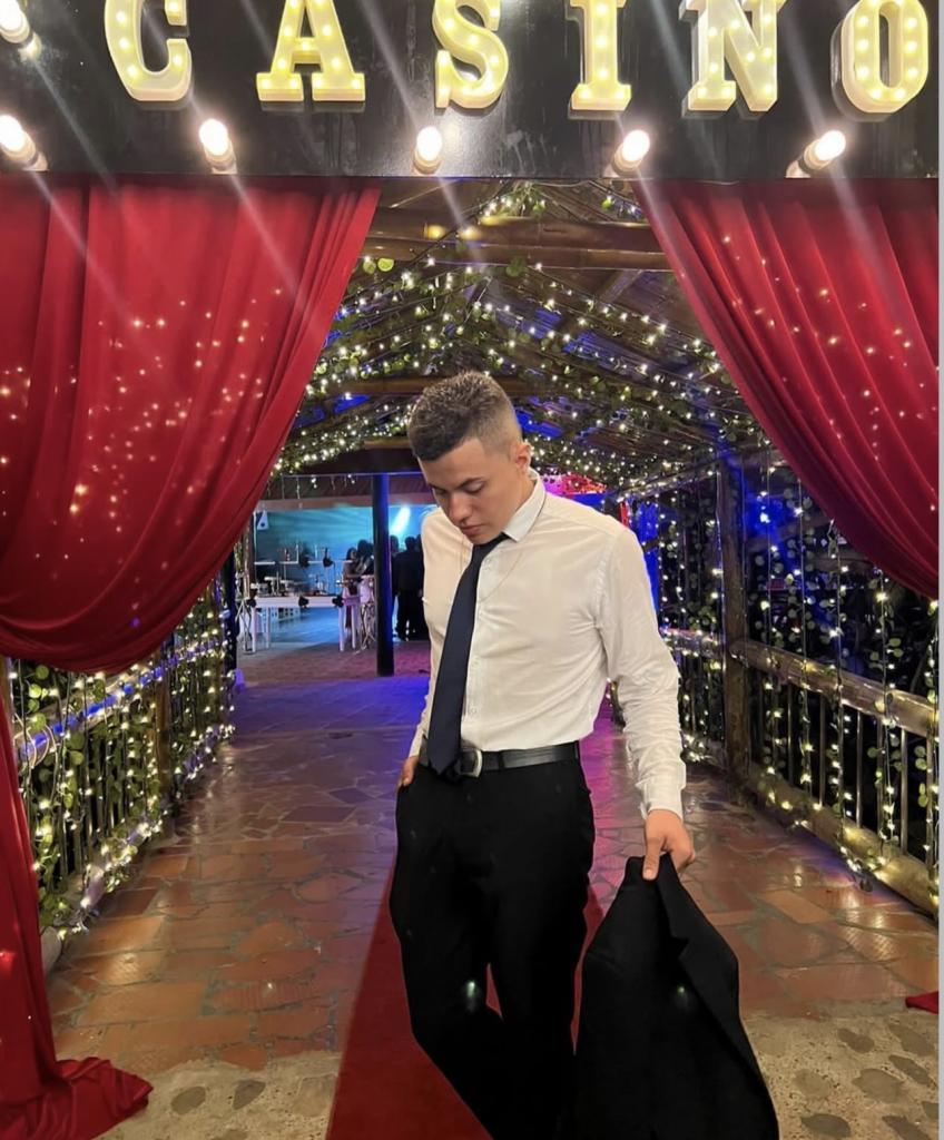 Chico busca chica en Asturias: 