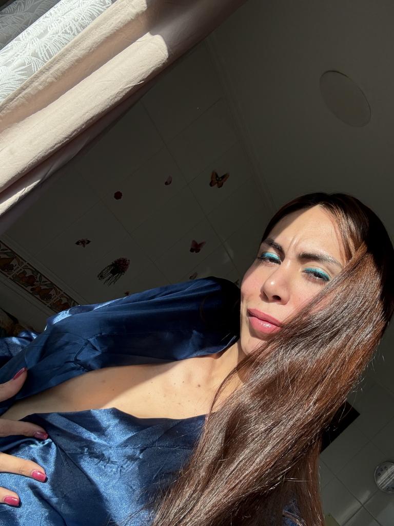 671874095: Transexual en La Coruña