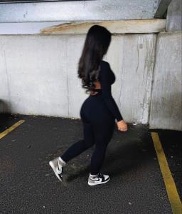 613165471: Chica busca chico en Toledo