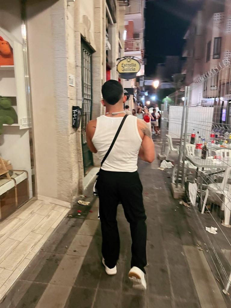 Chico busca chica en Alicante: 