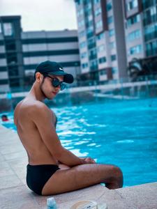 Chico busca chica en Málaga: 