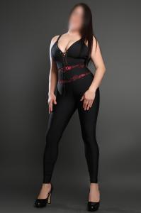 657493287: Chica busca chico en Madrid