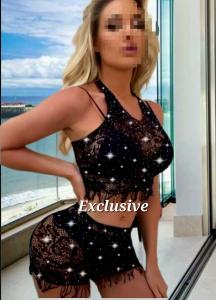 631971178: Chica busca chico en Ibiza