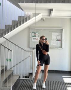 Chica busca chico en Almería: 