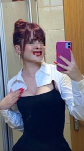 722151837: Chica busca chico en Barcelona