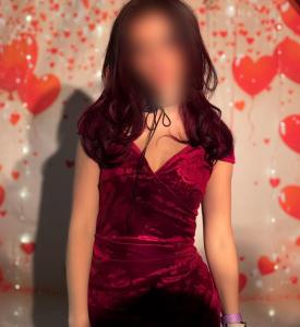 641476506: Chica busca chico en Gerona