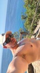 624411692: Chico busca chica en Granada