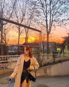 Chica busca chico en Barcelona: 