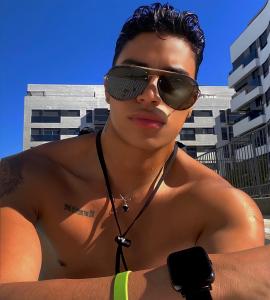 Chico busca chica en Guadalajara: 