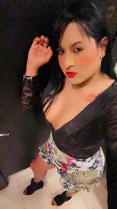 695466351: Chica busca chico en Málaga