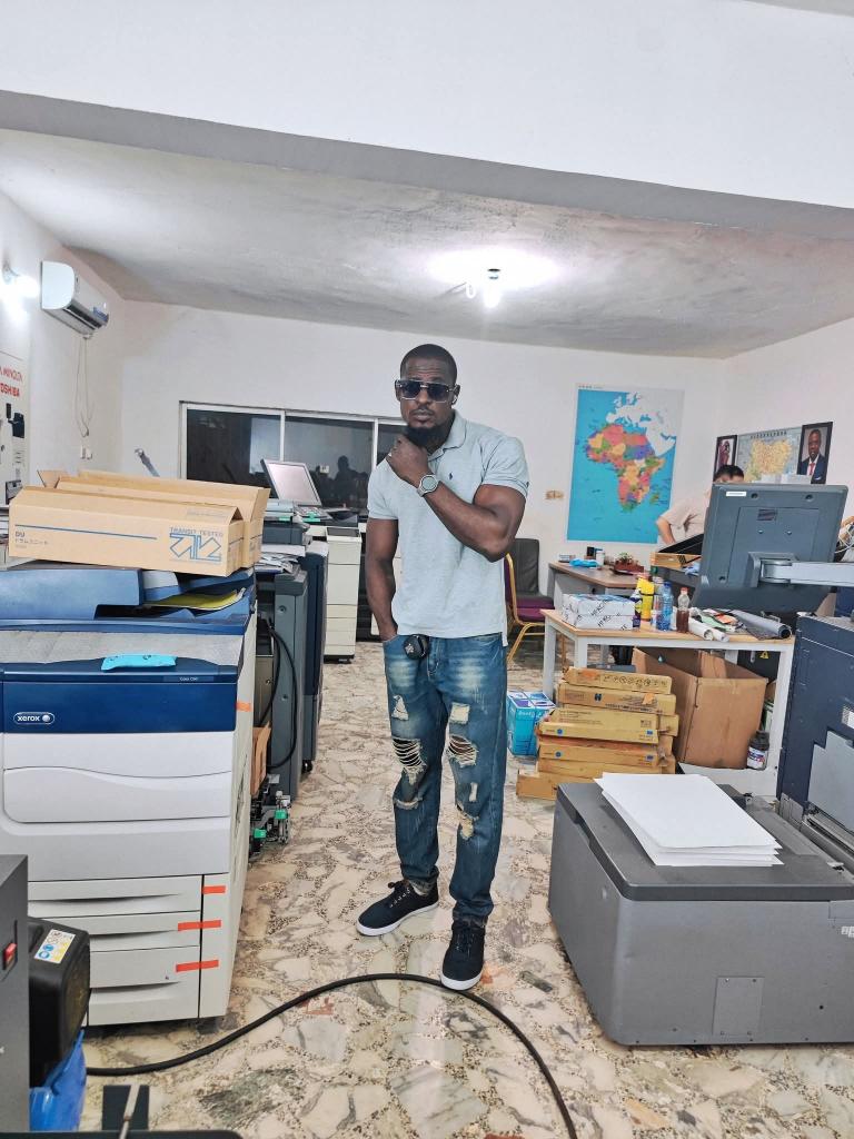 631772623: Chico busca chica en Madrid