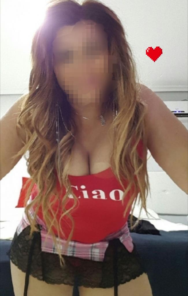 614783023: Chica busca chico en Málaga